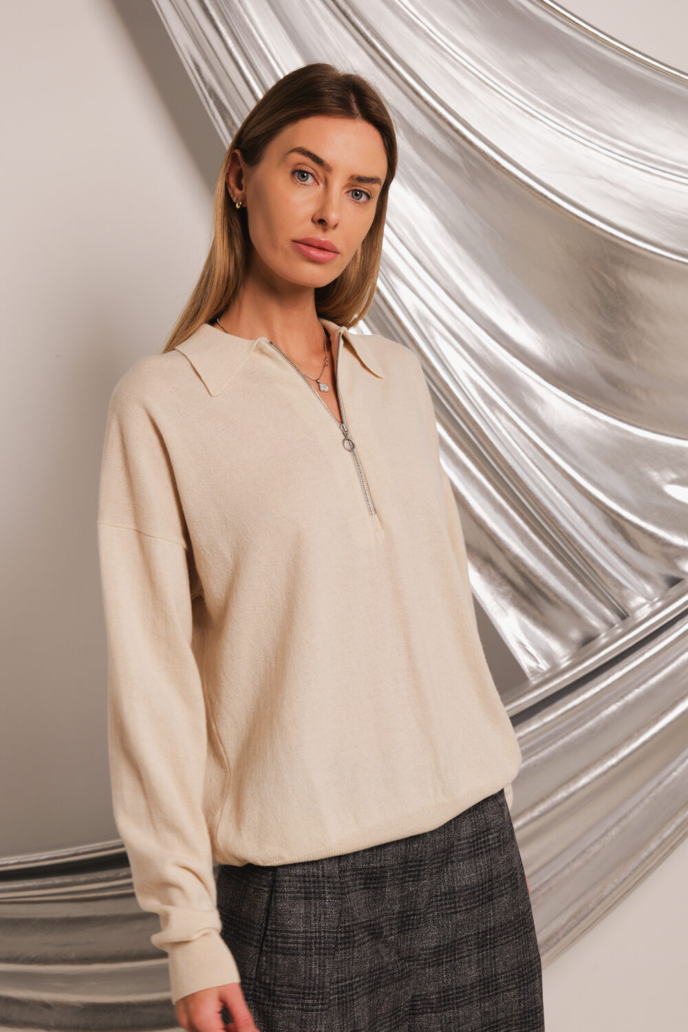 Women's clothing fashion. Willow3 polotopzip from unlabel f/w 25'26 collection. Minimalist style, modern design, premium quality womenswear. Made in Lithuania.
