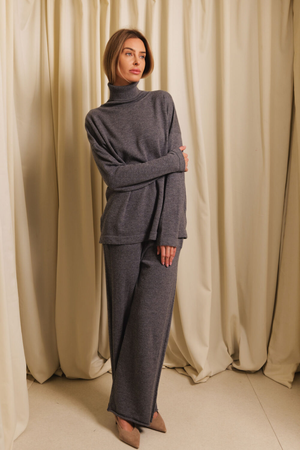Women's clothing fashion. Zoey3 sweater from unlabel f/w 25'26 collection. Minimalist style, modern design, premium quality womenswear. Made in Lithuania.
