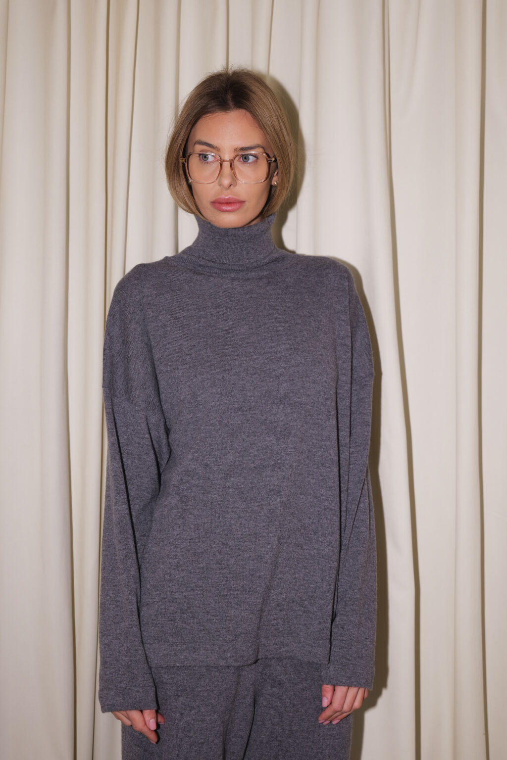 Women's clothing fashion. Zoey3 sweater from unlabel f/w 25'26 collection. Minimalist style, modern design, premium quality womenswear. Made in Lithuania.