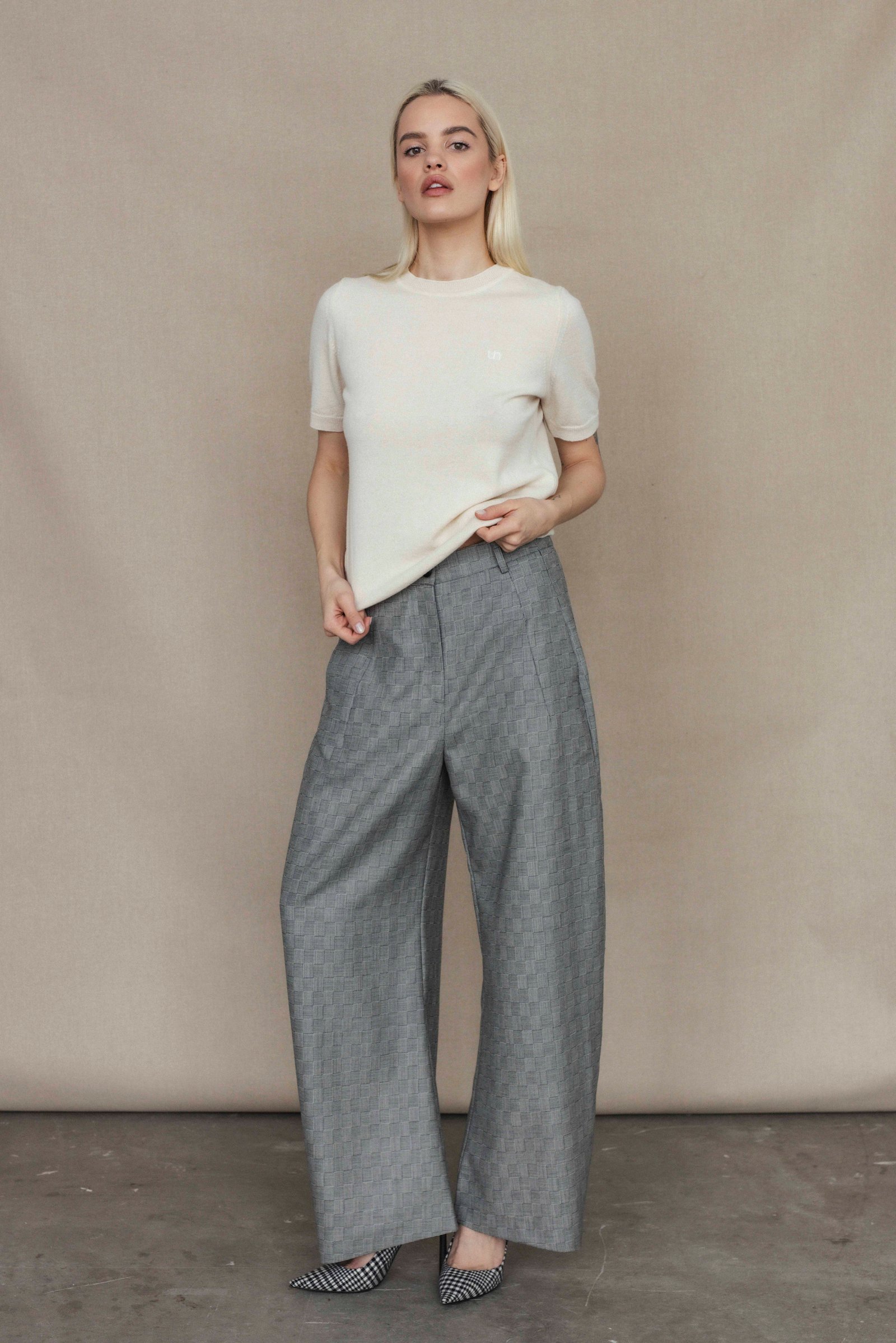 Ava top | unlabel Women's clothing fashion. Ava top from unlabel f/w 25'26 collection. Minimalist style, modern design, premium quality womenswear. Made in Lithuania.