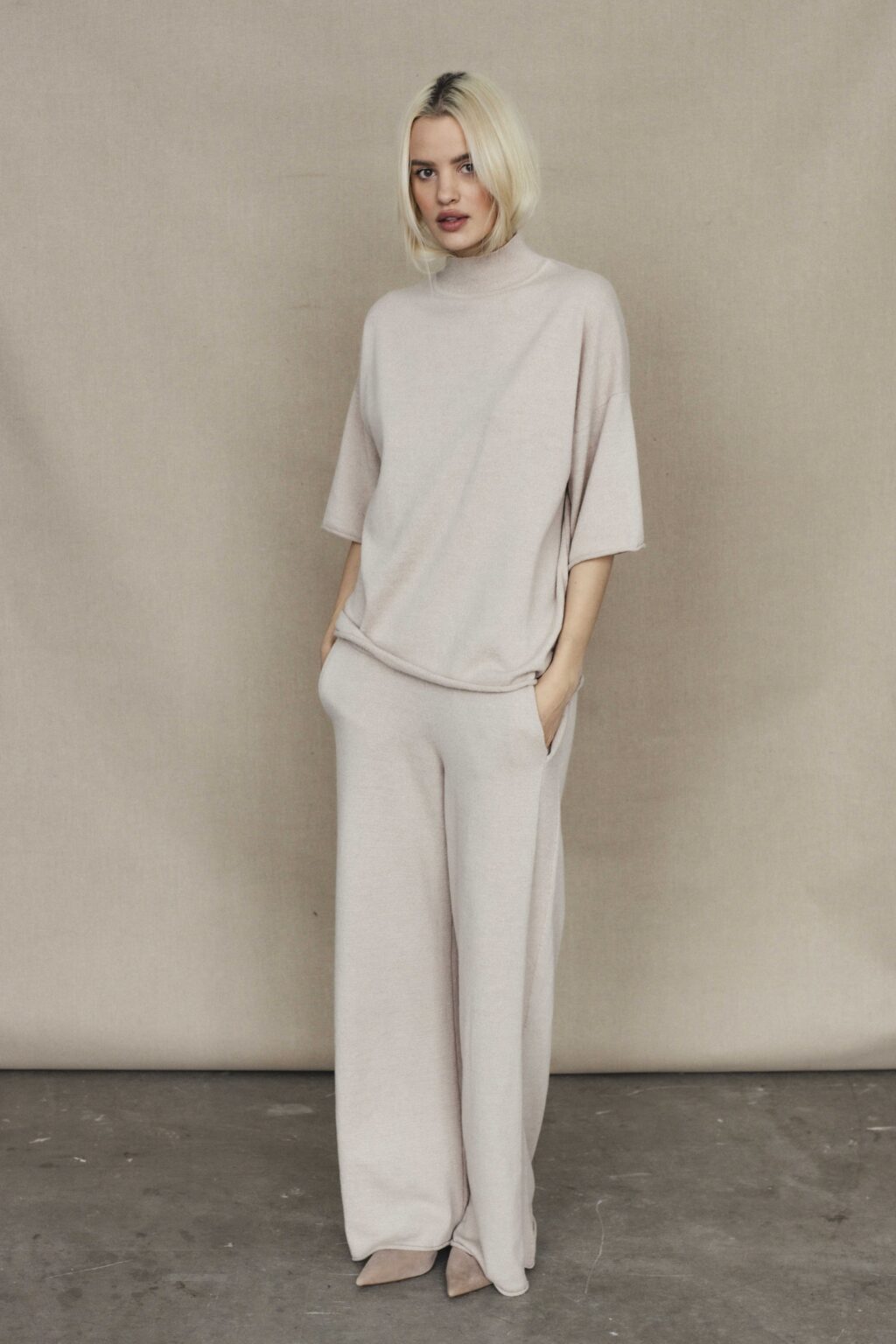 Women's clothing fashion. Daisy pants from unlabel f/w 25'26 collection. Minimalist style, modern design, premium quality womenswear. Made in Lithuania.