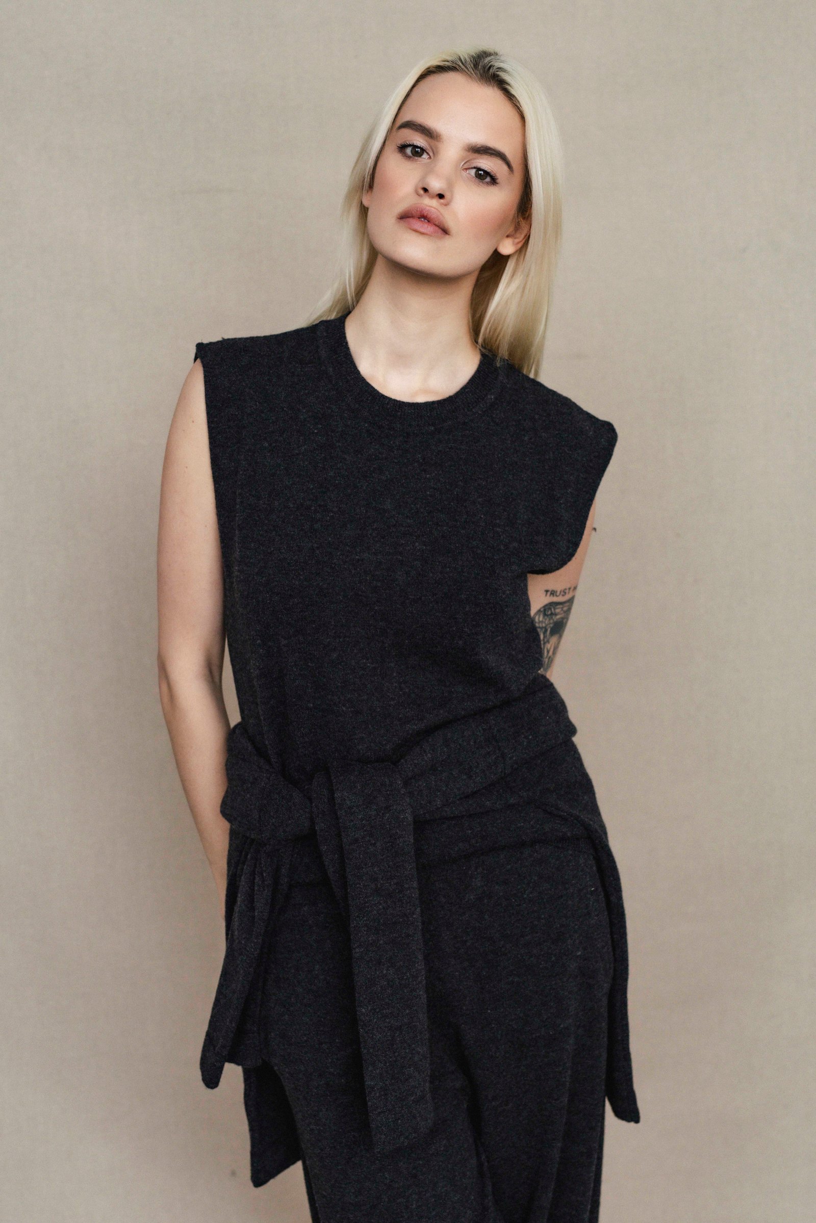 Lily top | unlabel Women's clothing fashion. Lily top from unlabel f/w 25'26 collection. Minimalist style, modern design, premium quality womenswear. Made in Lithuania.