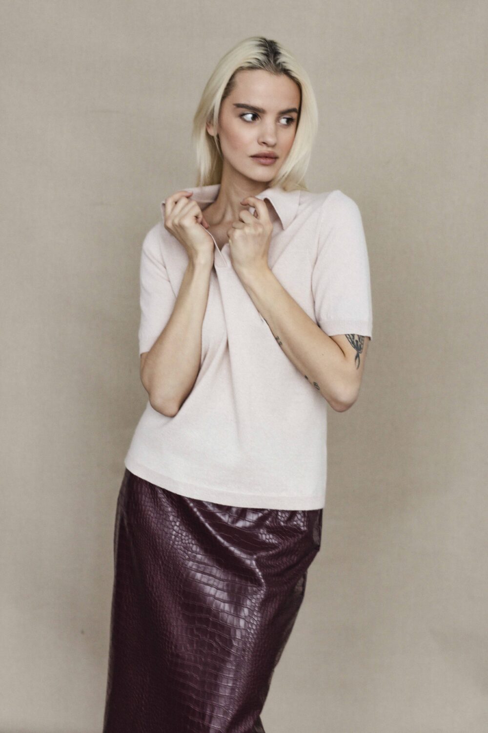 Women's clothing fashion. Maya4 polotop from unlabel f/w 25'26 collection. Minimalist style, modern design, premium quality womenswear. Made in Lithuania.