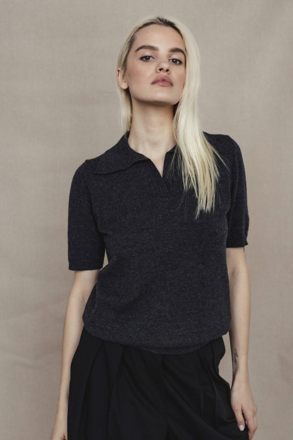 Women's clothing fashion. Maya5 polotop from unlabel f/w 25'26 collection. Minimalist style, modern design, premium quality womenswear. Made in Lithuania.