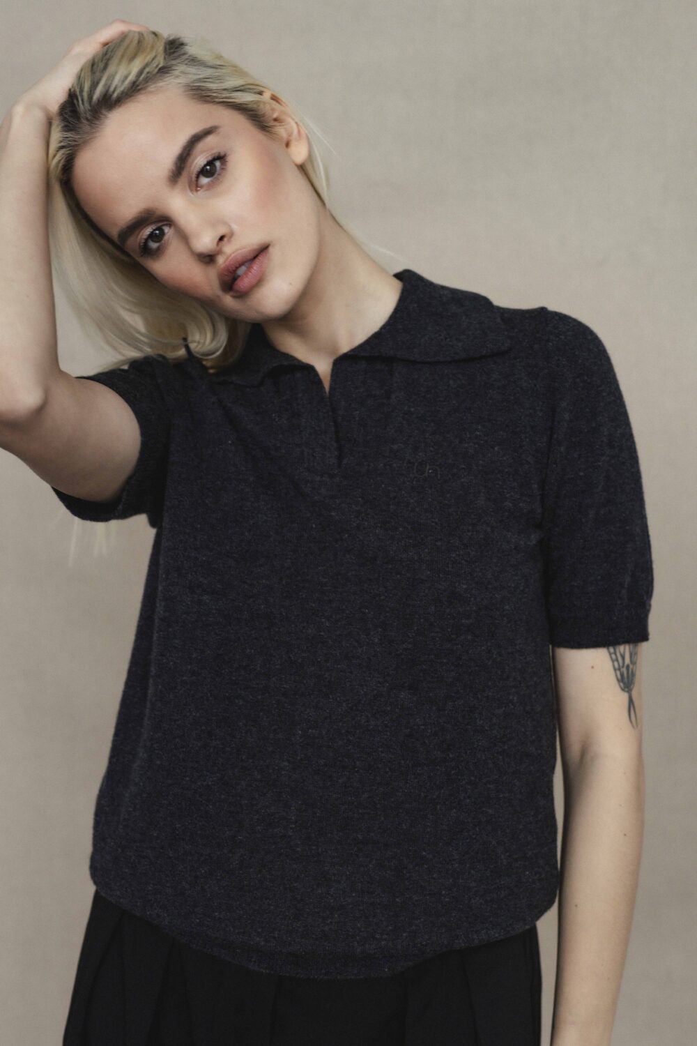 Women's clothing fashion. Maya5 polotop from unlabel f/w 25'26 collection. Minimalist style, modern design, premium quality womenswear. Made in Lithuania.