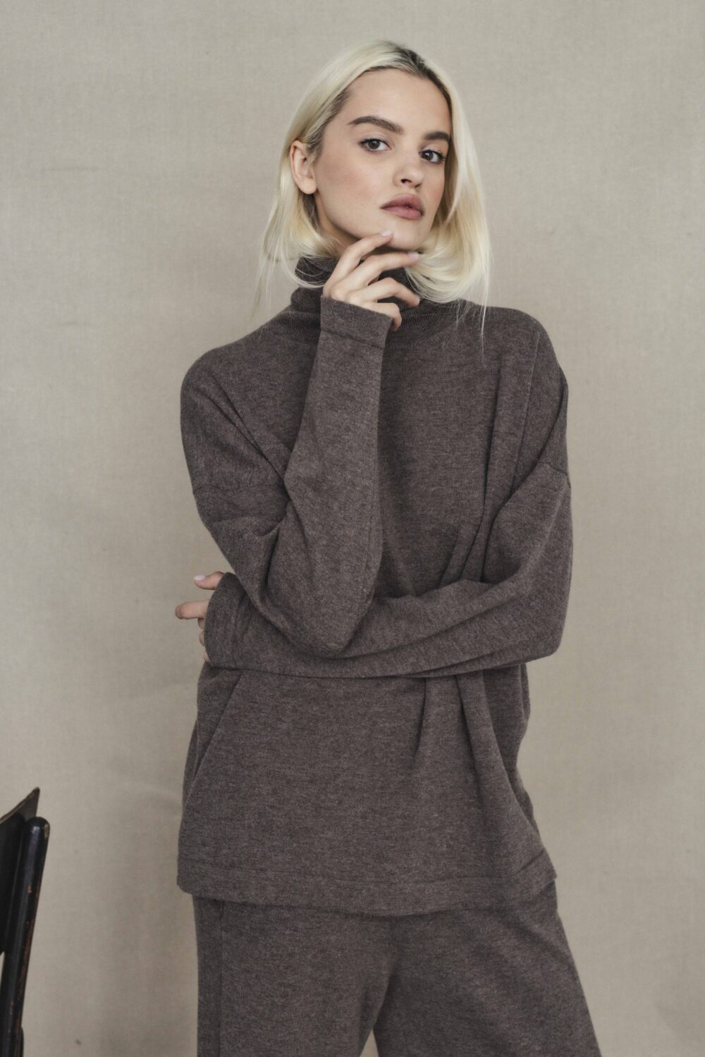 Women's clothing fashion. Zoey2 sweater from unlabel f/w 25'26 collection. Minimalist style, modern design, premium quality womenswear. Made in Lithuania.