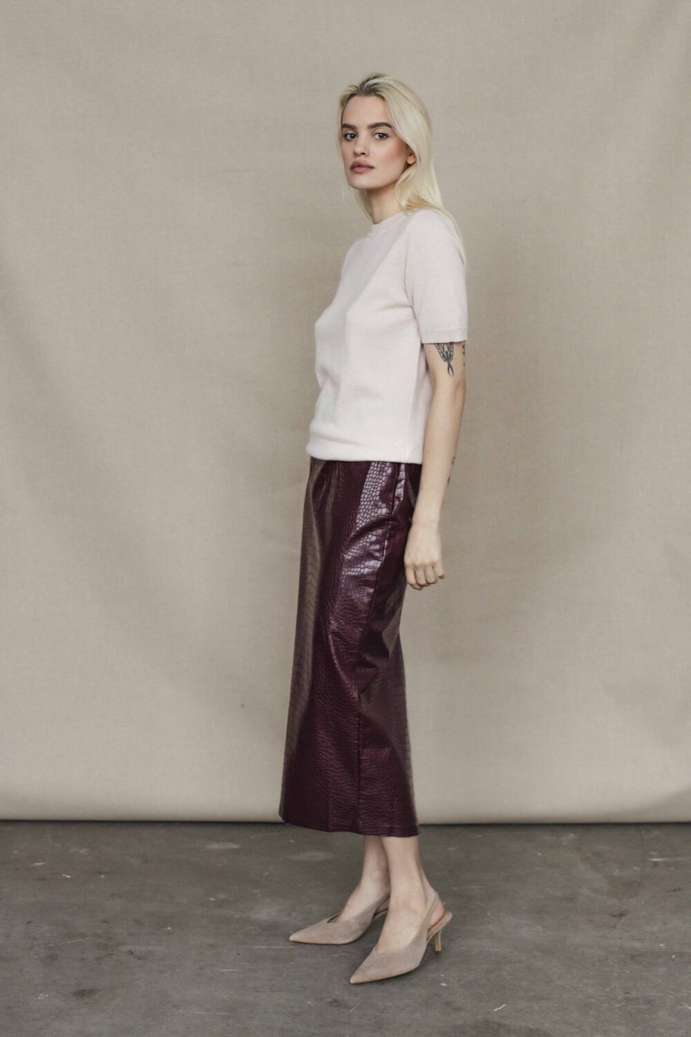 Women's clothing fashion. bold2 pencil skirt from unlabel f/w 25'26 collection. Minimalist style, modern design, premium quality womenswear. Made in Lithuania.