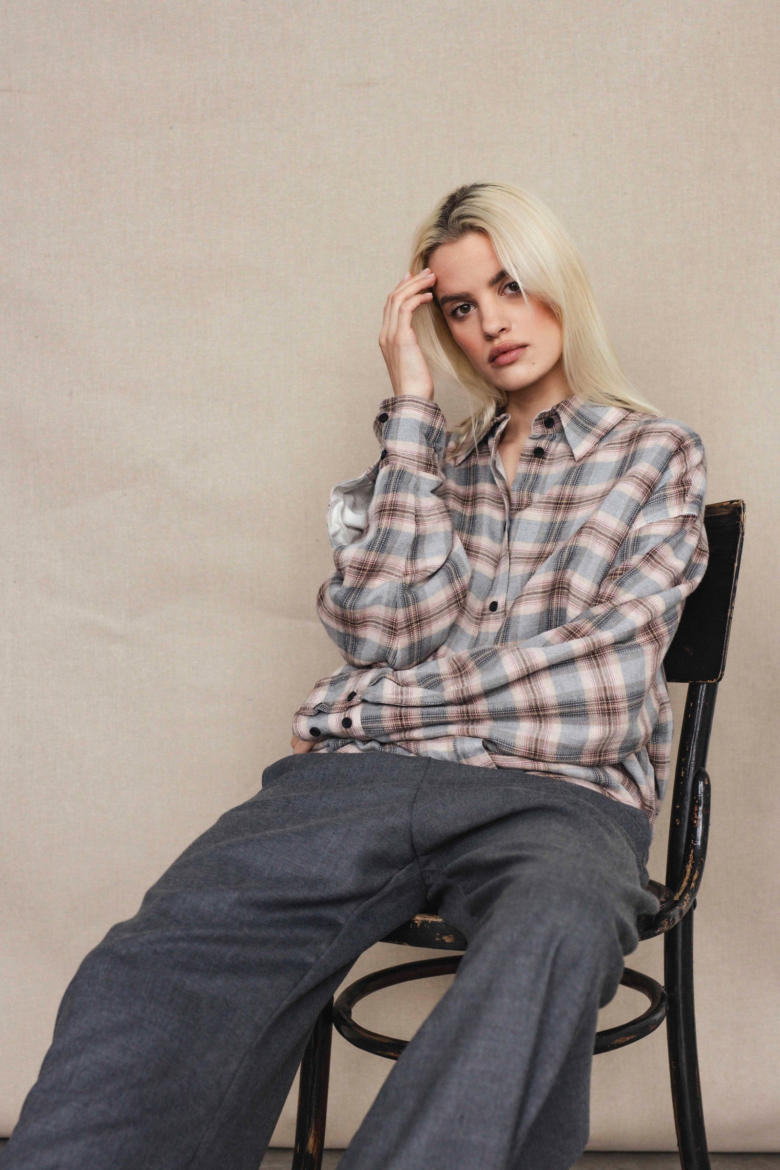 meg1 double shirt | unlabel Women's clothing fashion. meg1 double shirt from unlabel f/w 25'26 collection. Minimalist style, modern design, premium quality womenswear. Made in Lithuania.