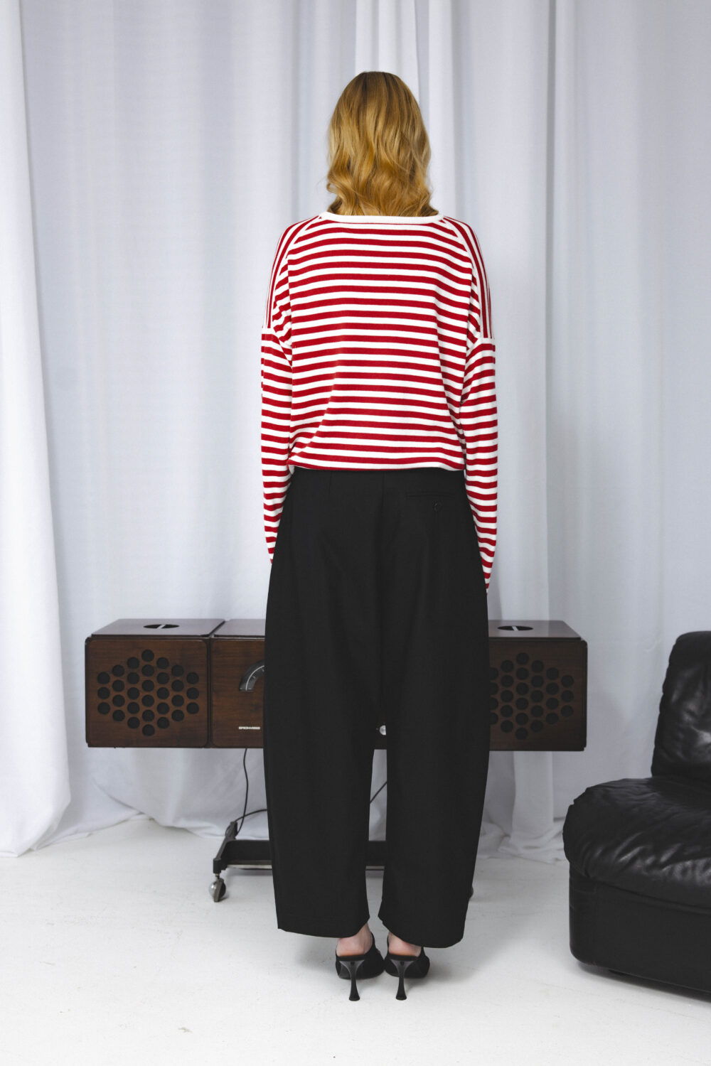 Women's clothing fashion. Chill pants from unlabel f/w 25'26 collection. Minimalist style, modern design, premium quality womenswear. Made in Lithuania.