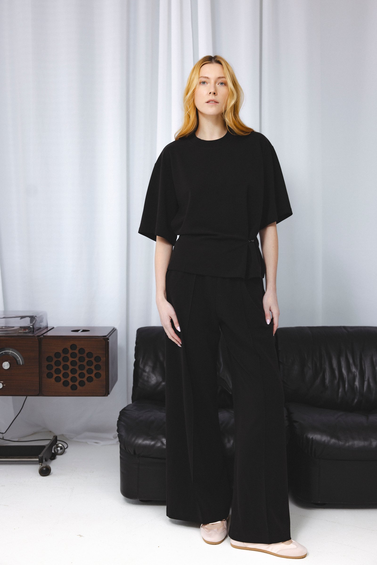 Drift2 pants | unlabel Women's clothing fashion. Drift2 pants from unlabel f/w 25'26 collection. Minimalist style, modern design, premium quality womenswear. Made in Lithuania.