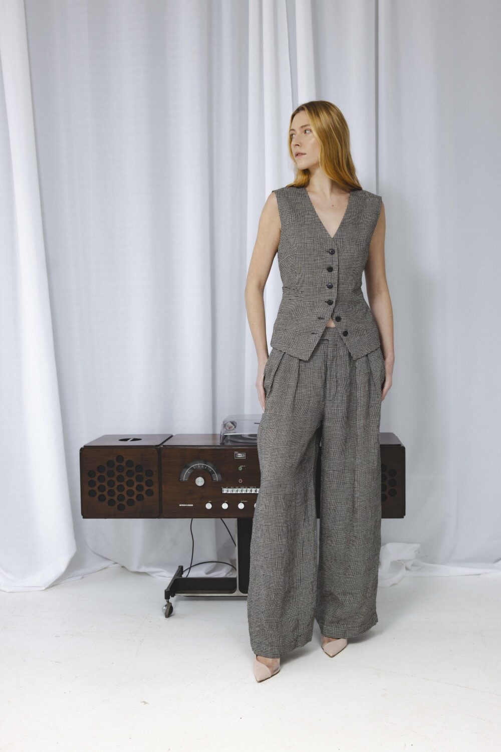 Women's clothing fashion. Hush pants from unlabel f/w 25'26 collection. Minimalist style, modern design, premium quality womenswear. Made in Lithuania.