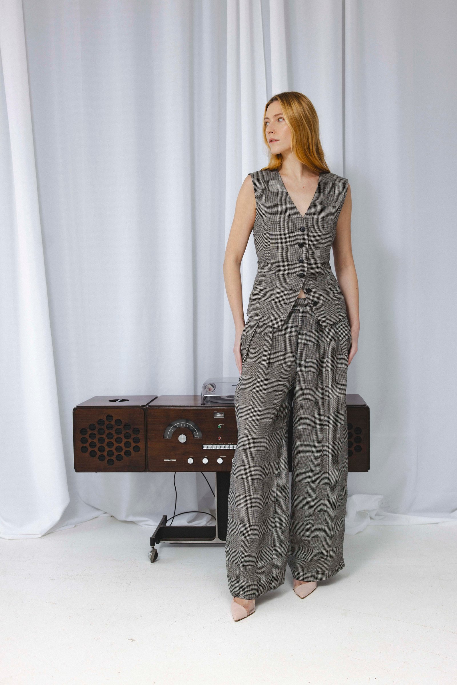 Hush pants | unlabel Women's clothing fashion. Hush pants from unlabel f/w 25'26 collection. Minimalist style, modern design, premium quality womenswear. Made in Lithuania.
