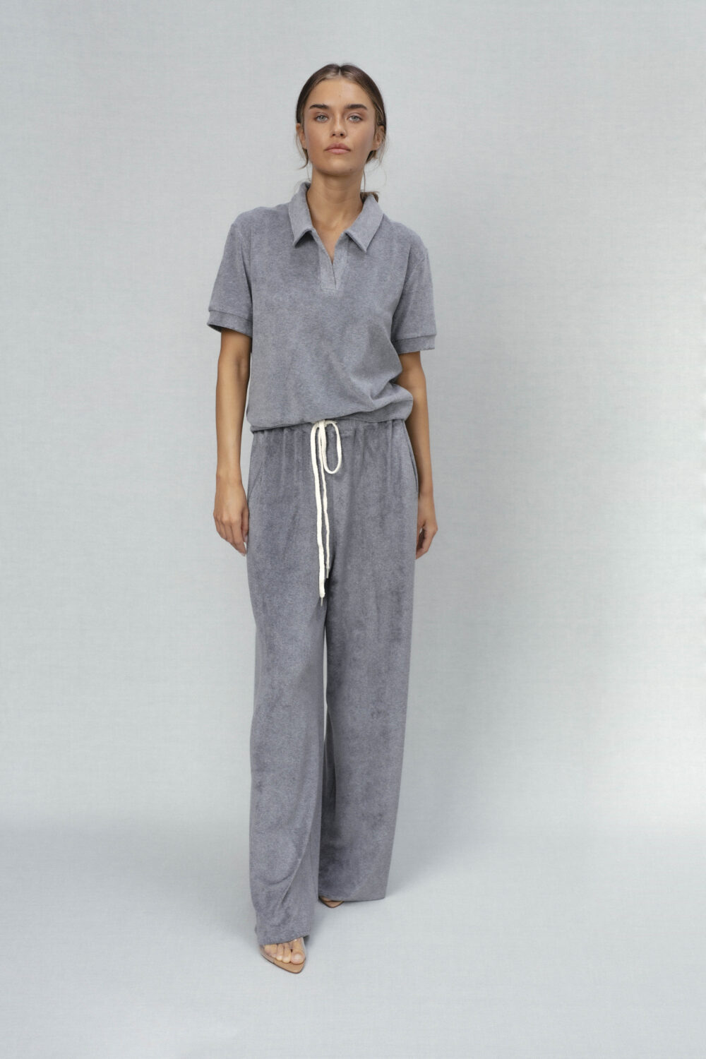 Women's clothing fashion. ara sweatpants from unlabel ss/26 collection. Minimalist style, modern design, premium quality womenswear. Made in Lithuania.