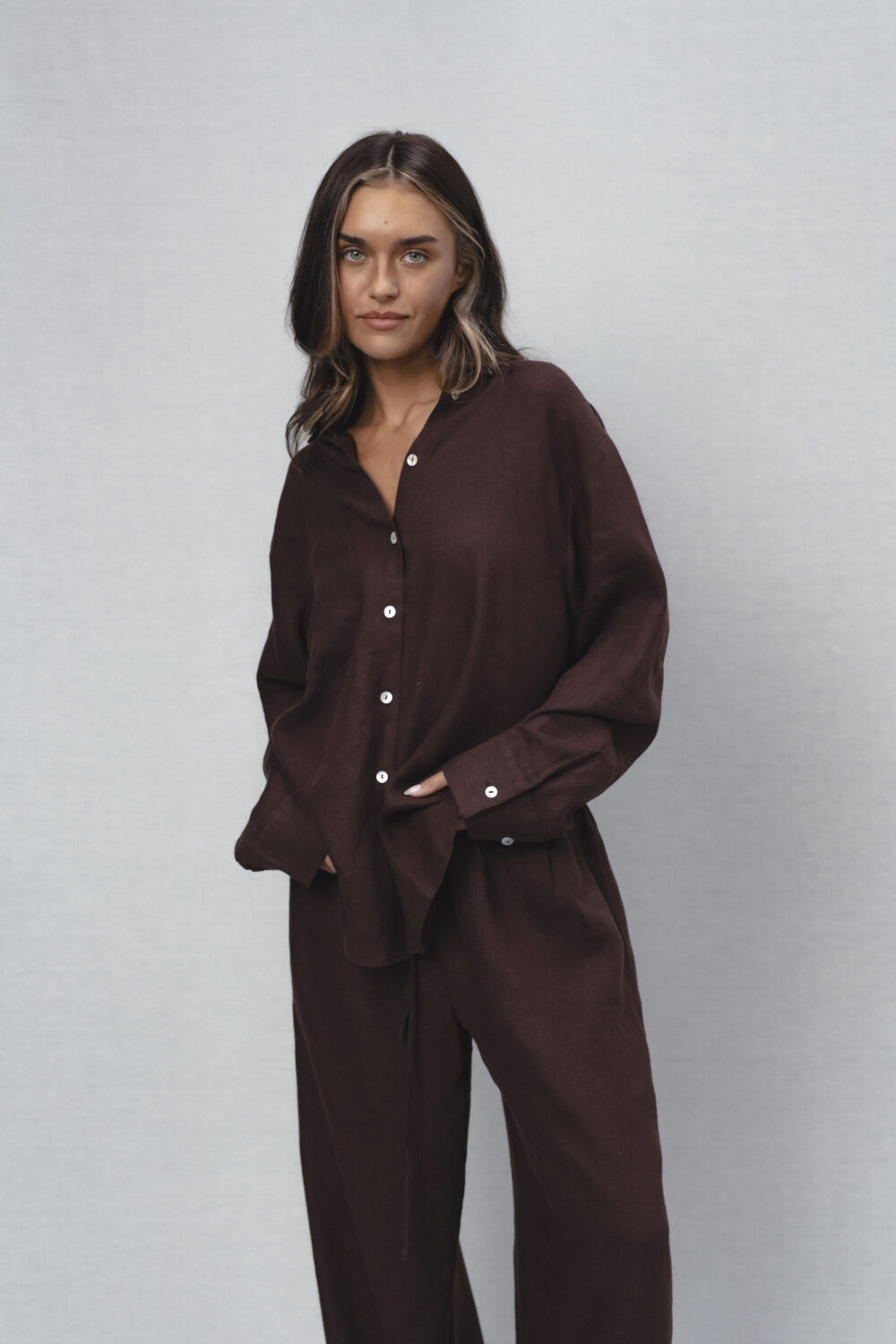 Women's clothing fashion. jessy shirt from unlabel ss/26 collection. Minimalist style, modern design, premium quality womenswear. Made in Lithuania.