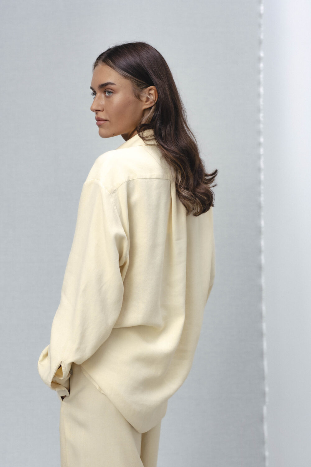 Women's clothing fashion. jessy1 shirt from unlabel ss/26 collection. Minimalist style, modern design, premium quality womenswear. Made in Lithuania.