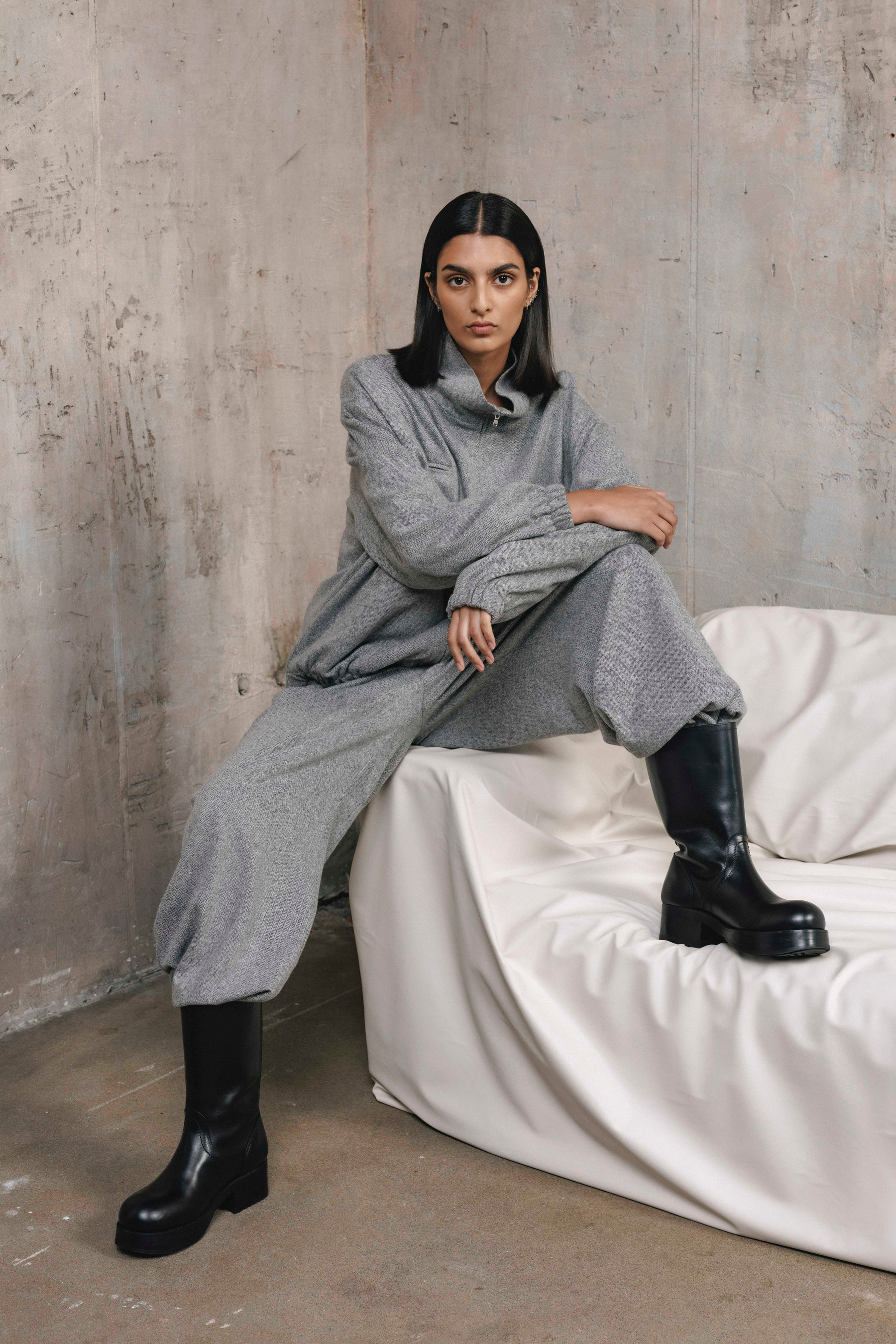 band1 pants | unlabel Women's clothing fashion. band1 pants from unlabel fw 26/27 collection. Minimalist style, modern design, premium quality womenswear. Made in Lithuania.