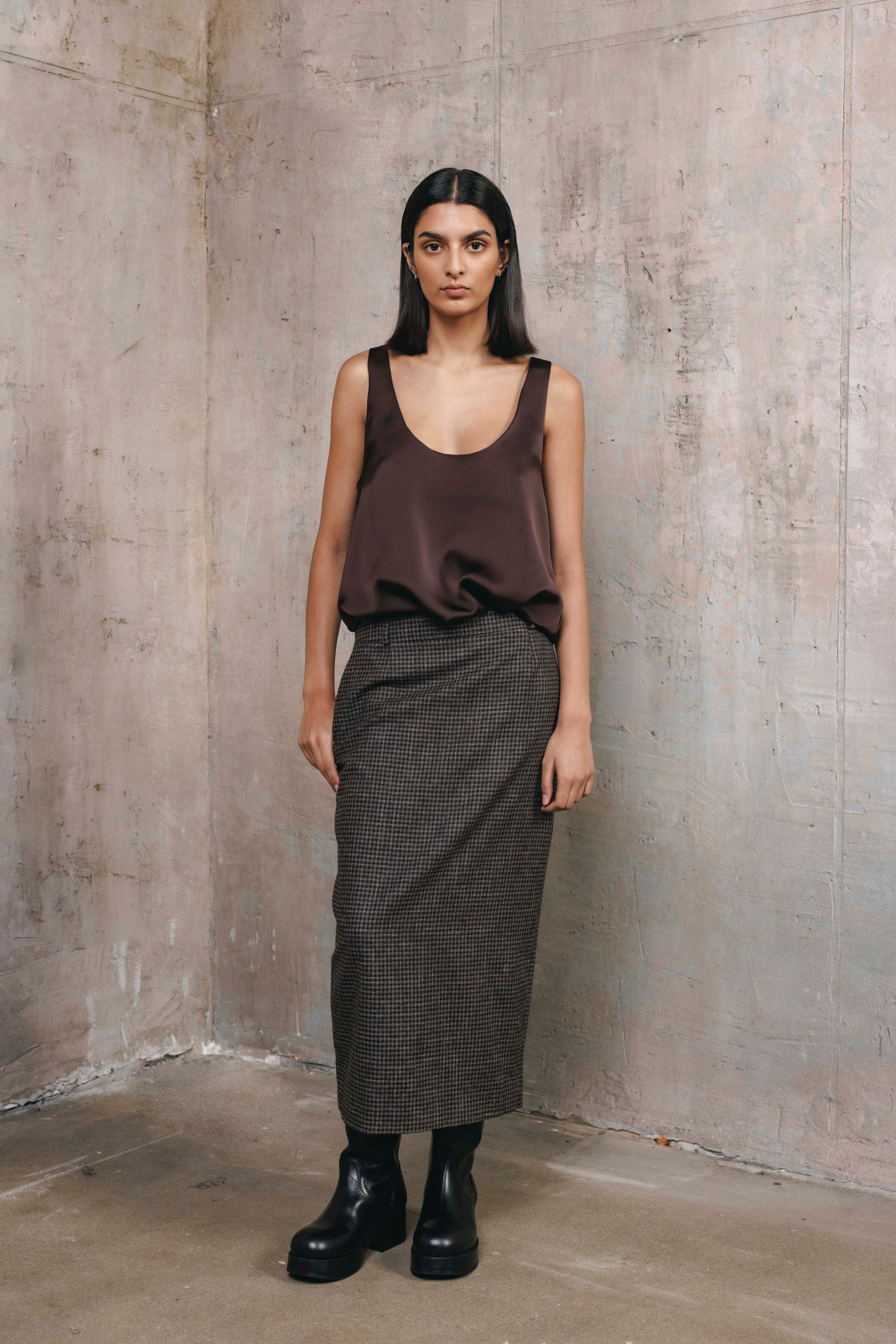 flax1 top | unlabel Women's clothing fashion. flax1 top from unlabel fw 26/27 collection. Minimalist style, modern design, premium quality womenswear. Made in Lithuania.