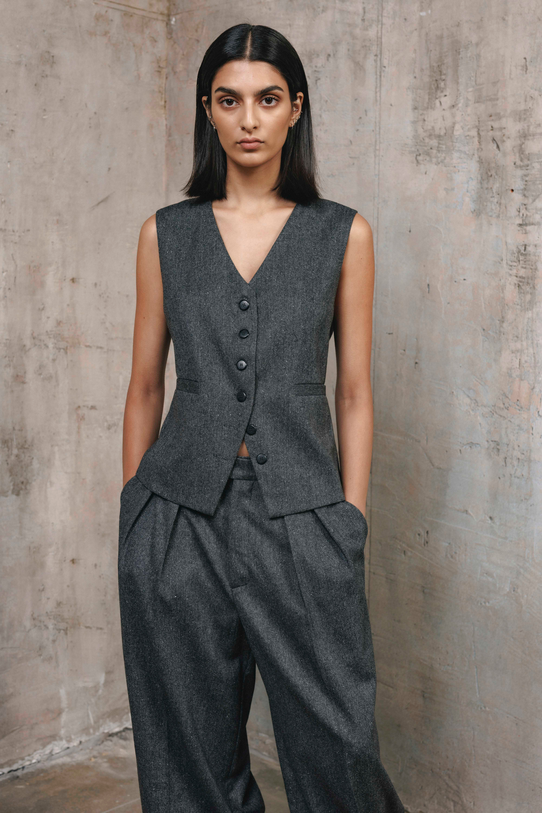 knot waistcoat | unlabel Women's clothing fashion. knot waistcoat from unlabel fw 26/27 collection. Minimalist style, modern design, premium quality womenswear. Made in Lithuania.